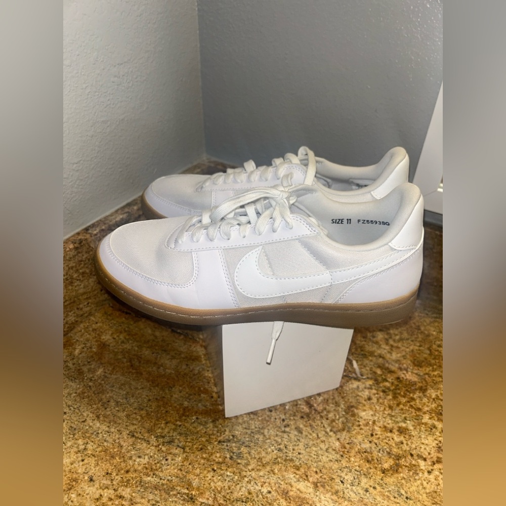 Women's Nike Field General Sneaker (Women) 11 Good used condition sneaker - Picture 5 of 7